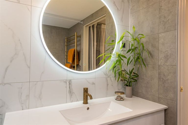 Photo of property in 43 Dryden Street, Sumner, Christchurch, 8081