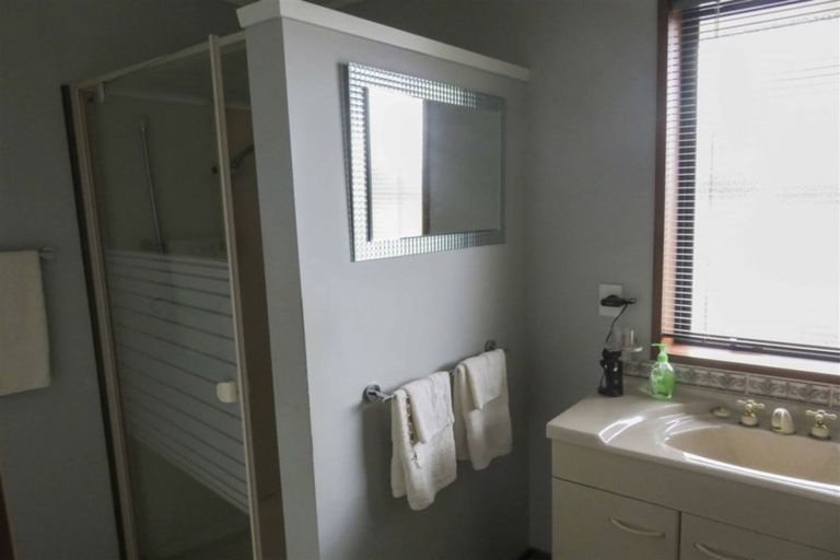 Photo of property in 14 Kirkoswald Street, Wallacetown, 9816