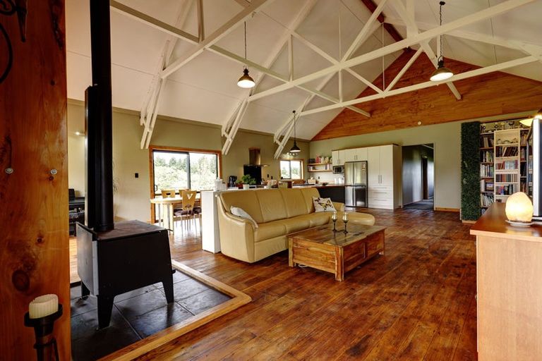 Photo of property in 172 Whakamara Road, Manutahi, Hawera, 4672