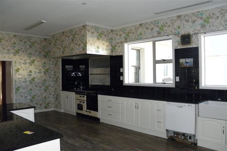 Photo of property in 12 Oteramika Road, Rockdale, Invercargill, 9812