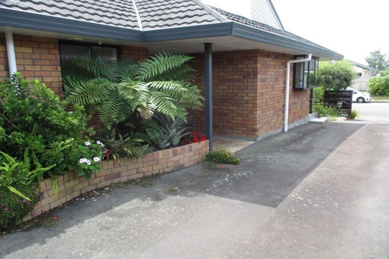 Photo of property in 88 Kapanui Road, Waikanae, 5036