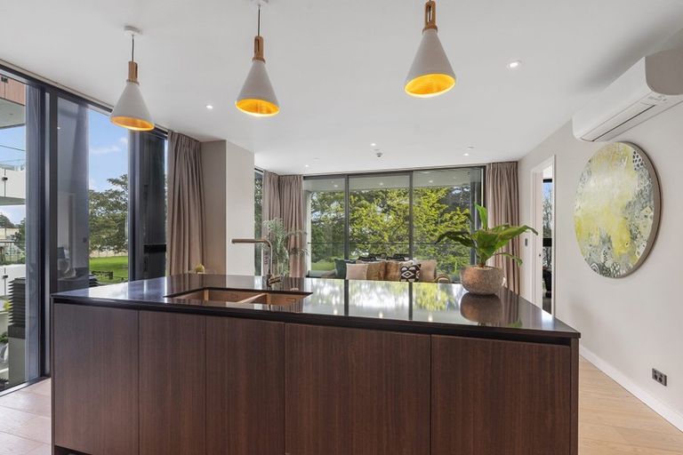 Photo of property in 104/28 Killarney Street, Takapuna, Auckland, 0622