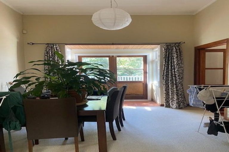 Photo of property in 19 Crieff Street, Northland, Wellington, 6012