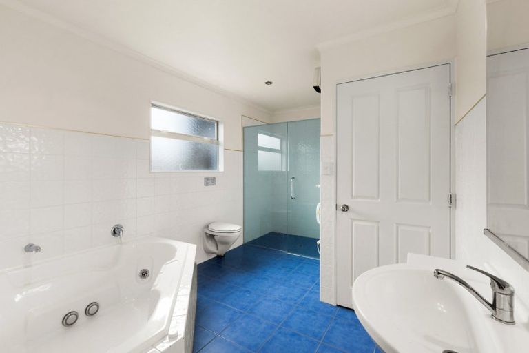 Photo of property in 9a Avenue Road, Greenmeadows, Napier, 4112