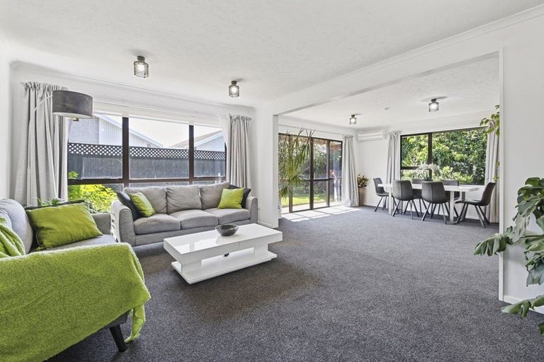 Photo of property in 1/14 Meadow Street, Papanui, Christchurch, 8052