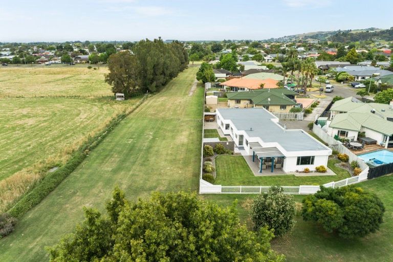 Photo of property in 16 Jacaranda Place, Greenmeadows, Napier, 4112