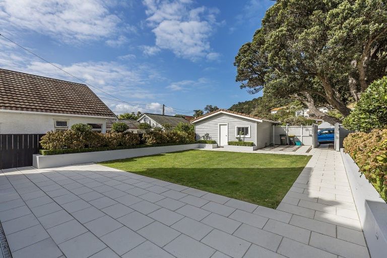Photo of property in 17 Ludlam Street, Seatoun, Wellington, 6022