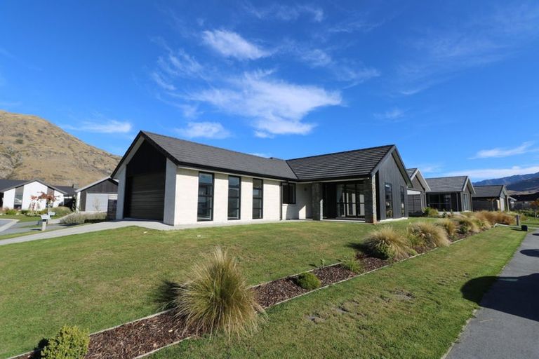 Photo of property in 3 Marston Road, Lower Shotover, Queenstown, 9304