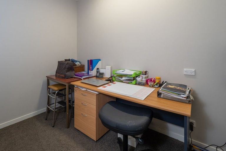 Photo of property in 128 Johnstone Street, Tinwald, Ashburton, 7774