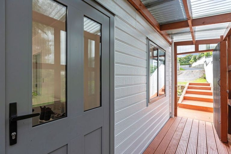 Photo of property in 6 Whenu Way, Bell Block, New Plymouth, 4312