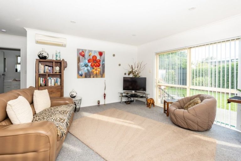 Photo of property in 310a Kahutia Street, Gisborne, 4010