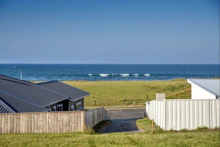 Photo of property in 50 Pacific Parade, Coastlands, Whakatane, 3120