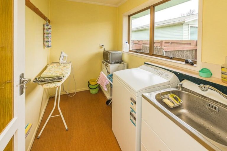 Photo of property in 21 Karamu Street, Tawhero, Whanganui, 4501
