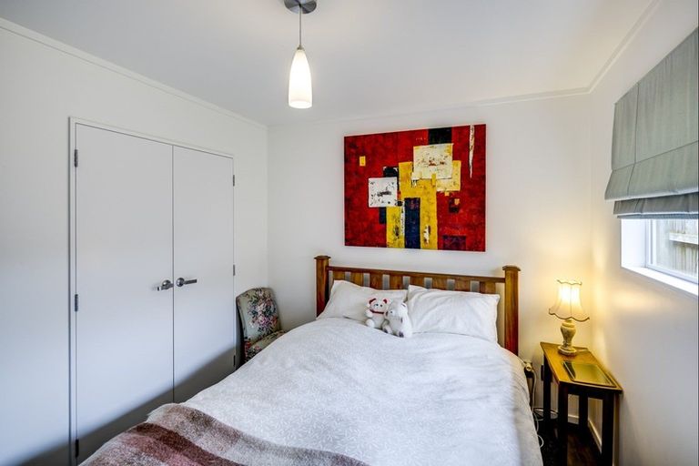 Photo of property in 119a Kenilworth Road, Mayfair, Hastings, 4122