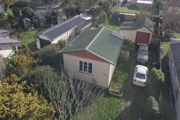 Photo of property in 12 Huxley Street, Pahiatua, 4910