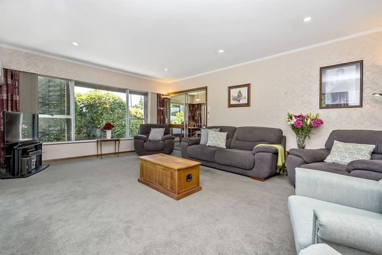 Photo of property in 325 Sawyers Arms Road, Bishopdale, Christchurch, 8053