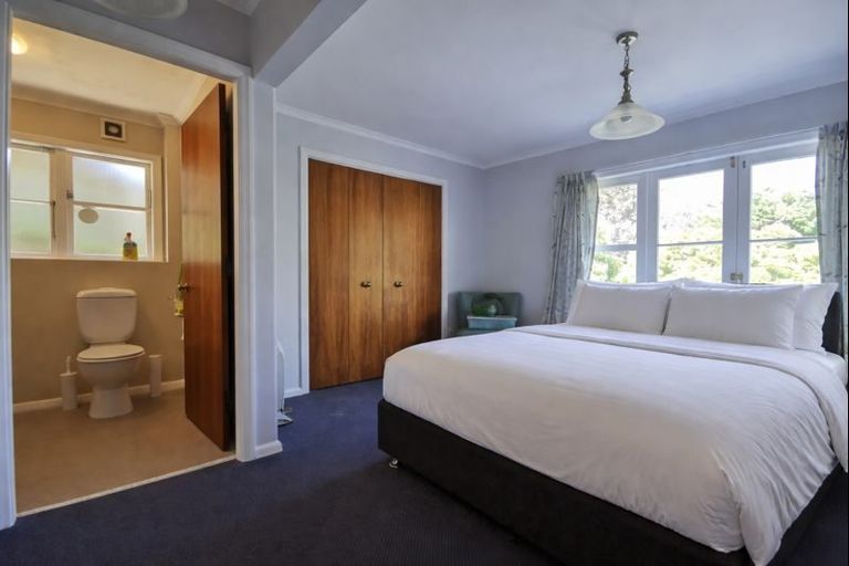 Photo of property in 82 Calcutta Street, Khandallah, Wellington, 6035