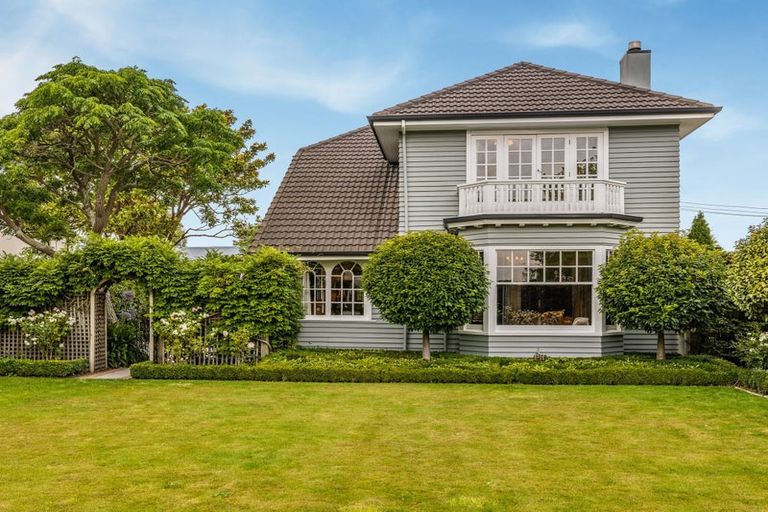 Photo of property in 1 Rochdale Street, Fendalton, Christchurch, 8014