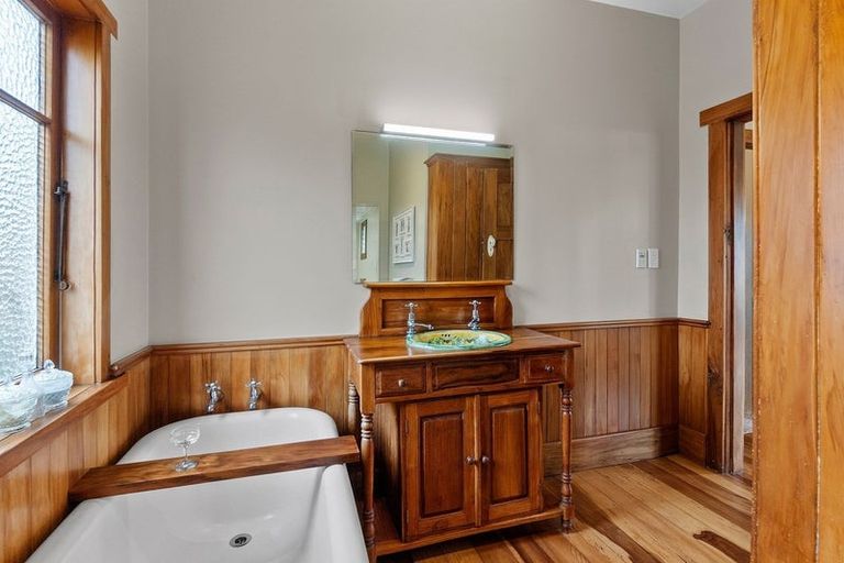 Photo of property in 208 Maeroa Road, Maeroa, Hamilton, 3200