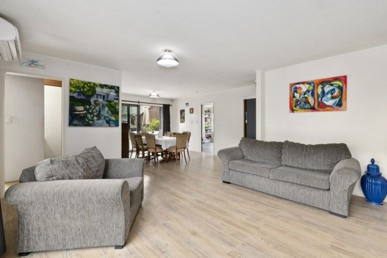 Photo of property in 39 Waddington Drive, Naenae, Lower Hutt, 5011