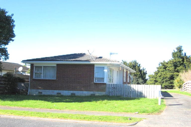 Photo of property in 34 Innismara Avenue, Wattle Downs, Auckland, 2103