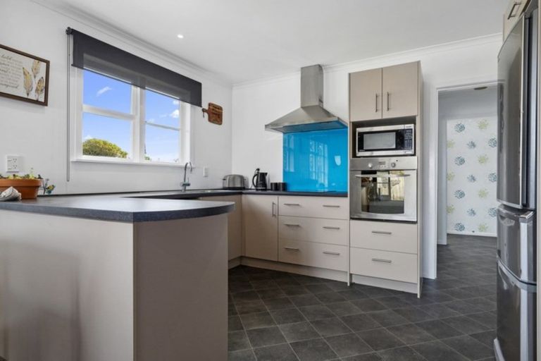 Photo of property in 14 Kowhai Place, Te Kauwhata, 3710