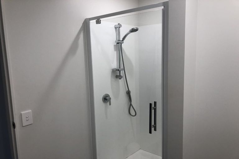 Photo of property in 15/2 Stone Street, Miramar, Wellington, 6022