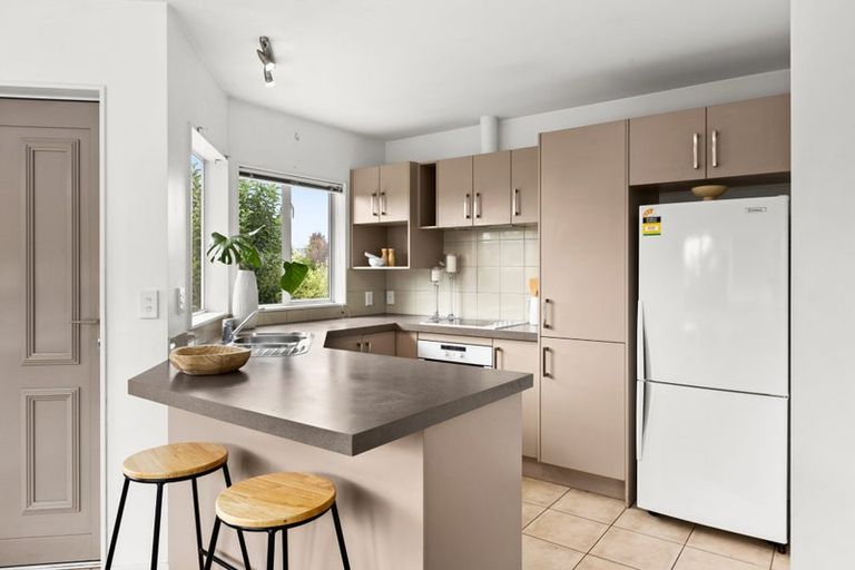 Photo of property in 26a Shortland Street, Tamatea, Napier, 4112