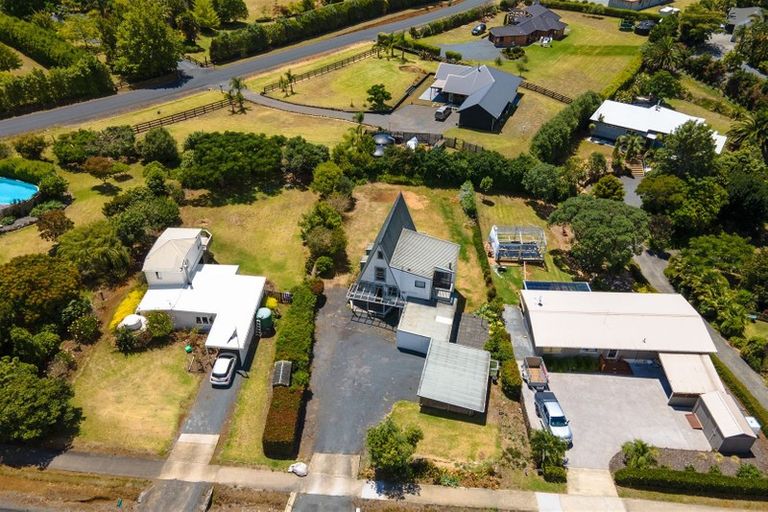 Photo of property in 27 Skudders Beach Road, Kerikeri, 0294