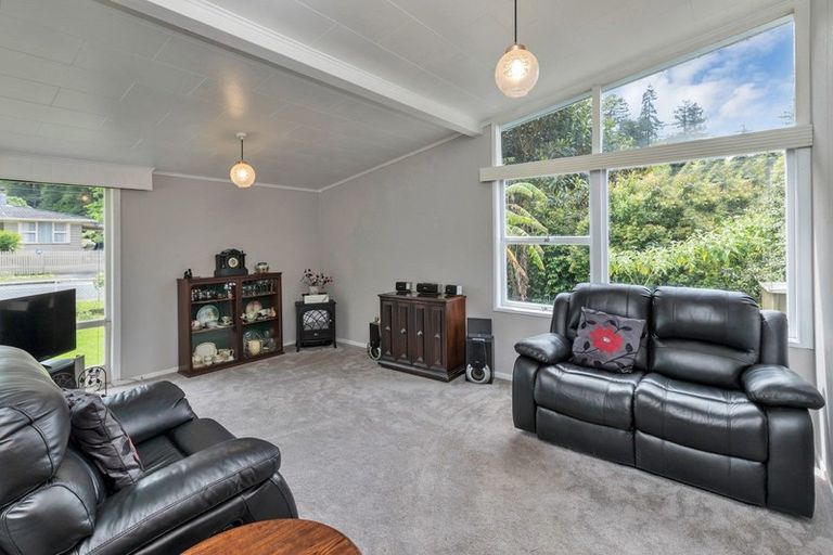 Photo of property in 1 Willow Place, Horahora, Whangarei, 0110