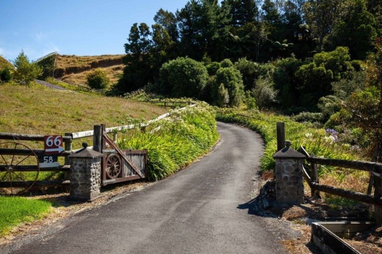 Photo of property in 58 Atkinson Road, Hurworth, New Plymouth, 4371