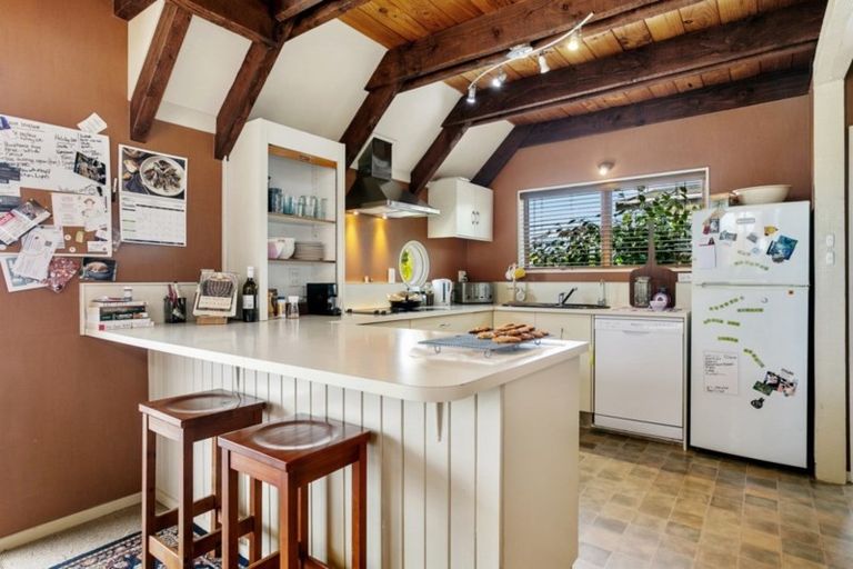 Photo of property in 42 Saint James Street, Richmond Heights, Taupo, 3330