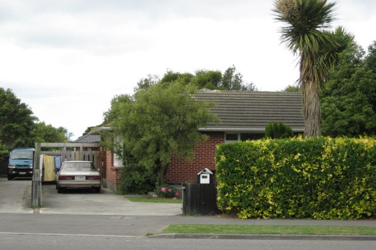 Photo of property in 1/174 Withells Road, Avonhead, Christchurch, 8042