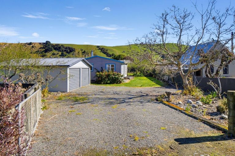 Photo of property in 1 Powis Street, Domett, 7383
