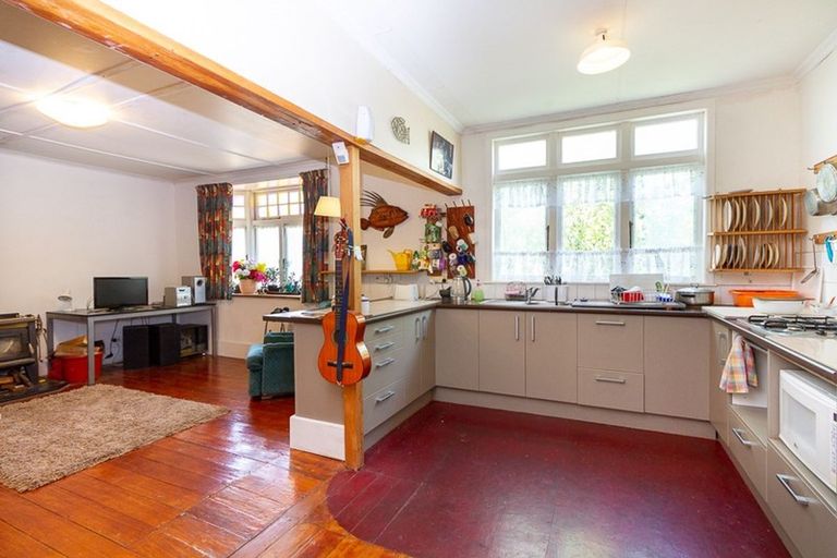 Photo of property in 20 Lyndhurst Street, Takaro, Palmerston North, 4412