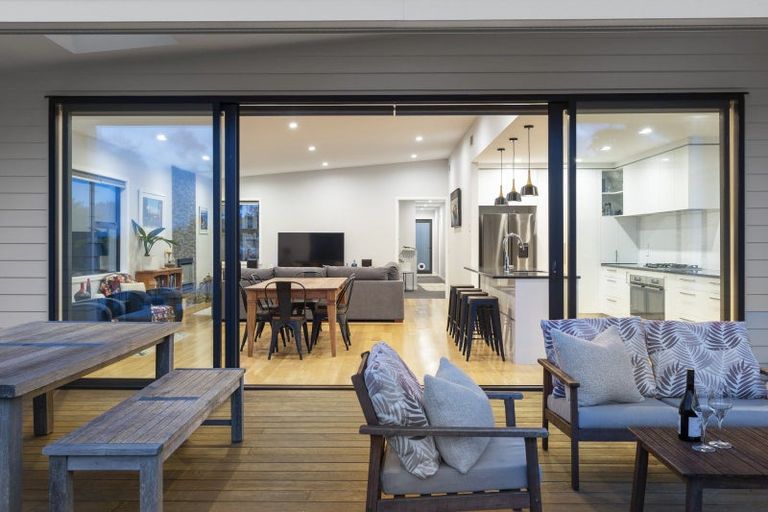 Photo of property in 7/1a Montrose Place, Highlands Park, New Plymouth, 4312