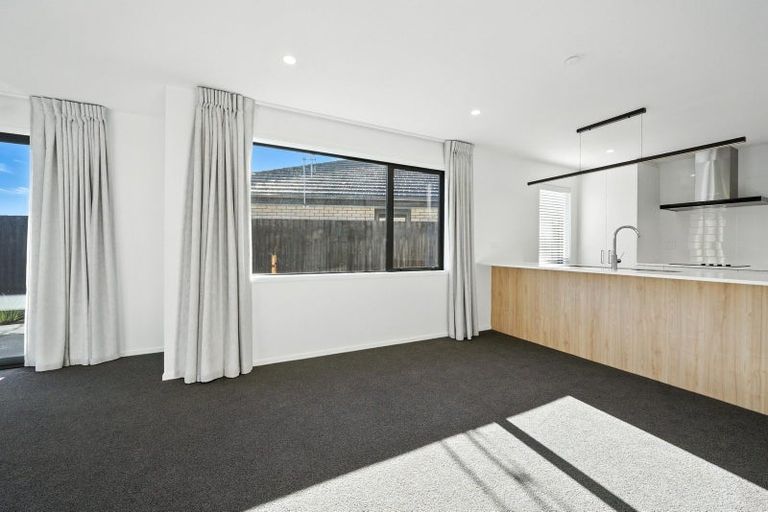 Photo of property in 11 Pitcaithly Street, Halswell, Christchurch, 8025