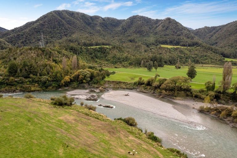 Photo of property in 790 Four Rivers Highway, Murchison, 7077