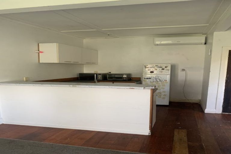 Photo of property in 19 Hadfield Terrace, Kelburn, Wellington, 6012