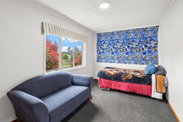 Photo of property in 31 Awanui Street, Merrilands, New Plymouth, 4312
