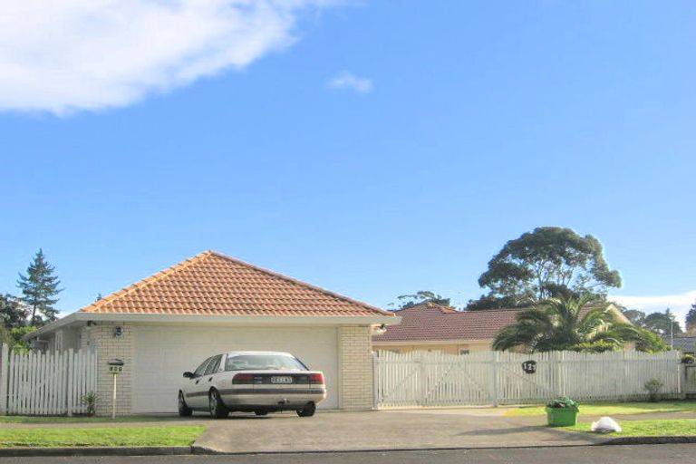 Photo of property in 127 Burswood Drive, Burswood, Auckland, 2013