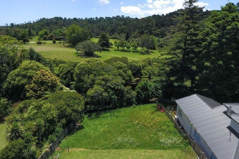 Photo of property in 627a Swanson Road, Swanson, Auckland, 0612
