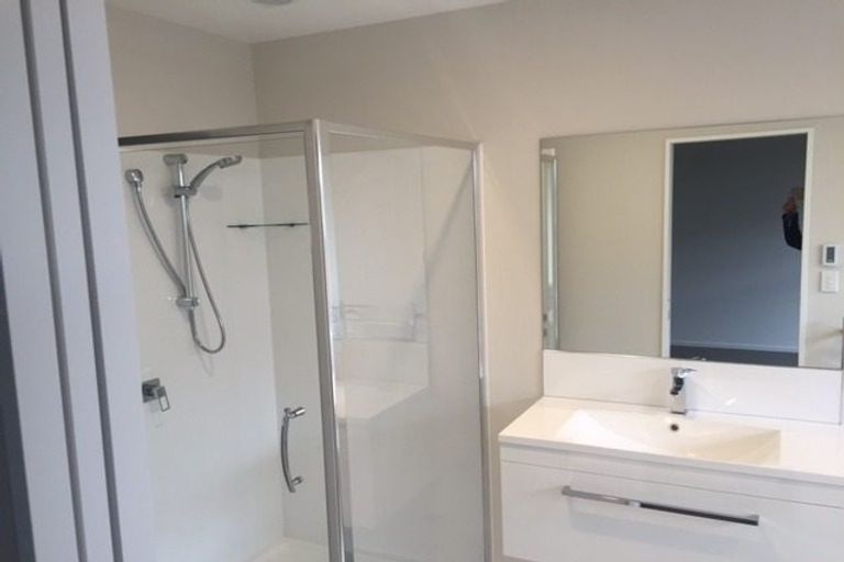 Photo of property in 5 Robalan Close, Halswell, Christchurch, 8025