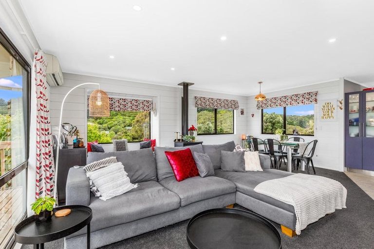 Photo of property in 76 Gordon Road, Plimmerton, Porirua, 5026