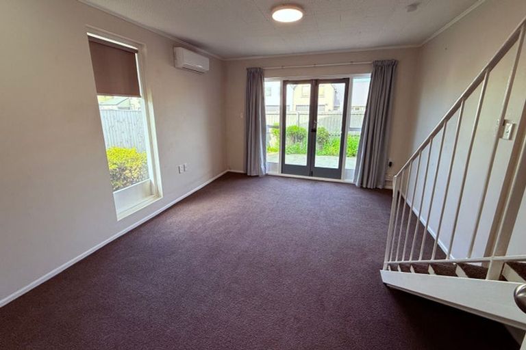 Photo of property in 2/29 Brockworth Place, Riccarton, Christchurch, 8011