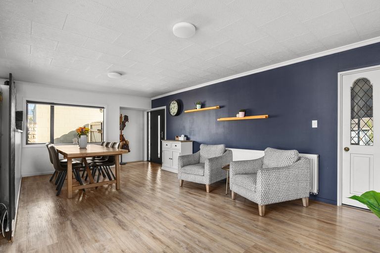 Photo of property in 42 Kenmare Street, Alexandra, 9320