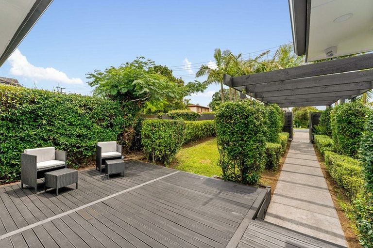Photo of property in 1/28 Bleakhouse Road, Howick, Auckland, 2014