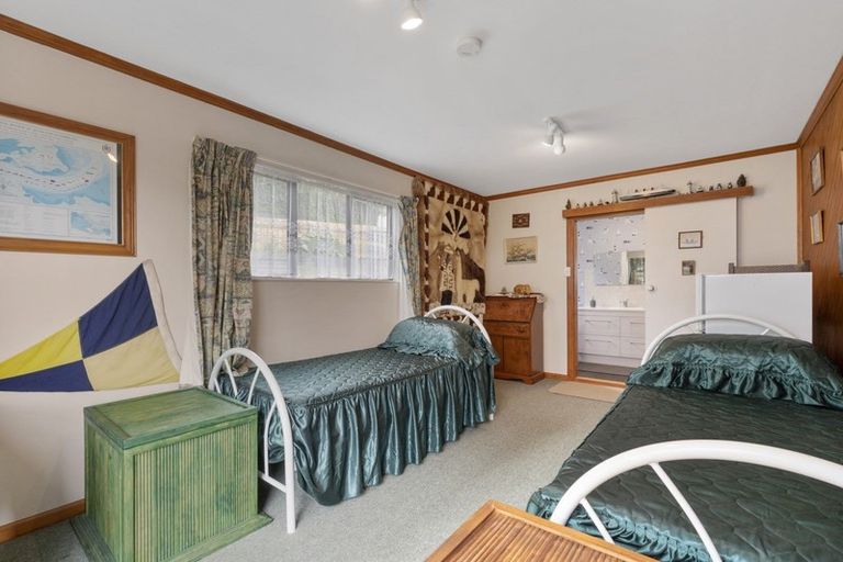 Photo of property in 18 Shera Street, Acacia Bay, Taupo, 3330