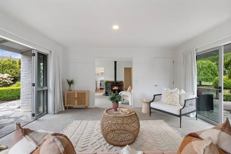 Photo of property in 7 Kelvin Place, Kelvin Heights, Queenstown, 9300