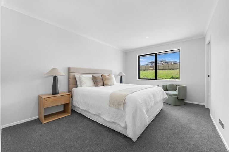 Photo of property in 6 Titchmarsh Lane, Pokeno, 2402